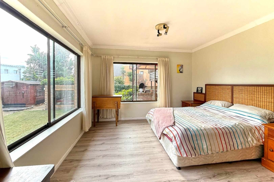 5 Bedroom Property for Sale in Flamingo Vlei Western Cape